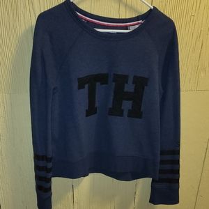 2 for $30 EUC Tommy Hilfiger Sweatshirt
